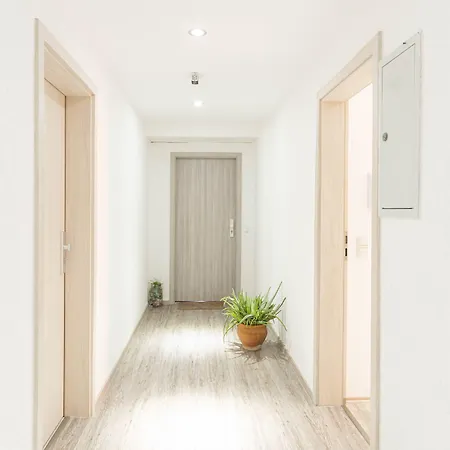 Messe-hotelzimmer-appartements 4* Леверкузен