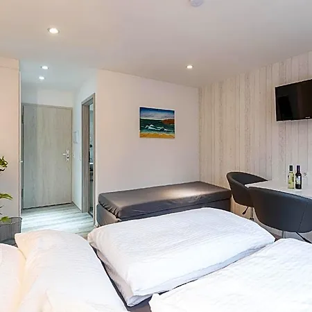 Messe-hotelzimmer-appartements Отель