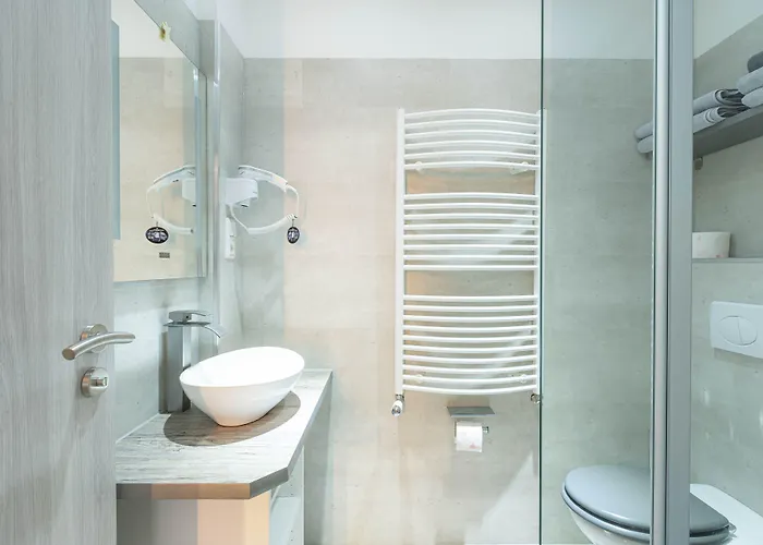 酒店 Messe-hotelzimmer-appartements 4*